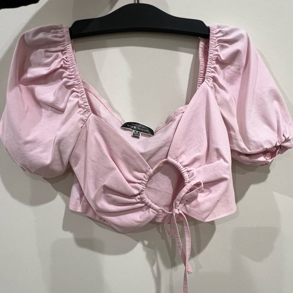 BUNDLE 2 front tie crop tops size small - Picture 3 of 4